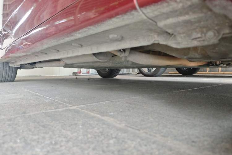 Used Honda City Classic 2012 1.5L manual Comfort version Chassis Front Right