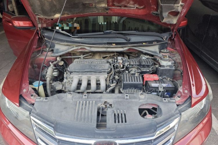 Used Honda City Classic 2012 1.5L manual Comfort version Engine Bay