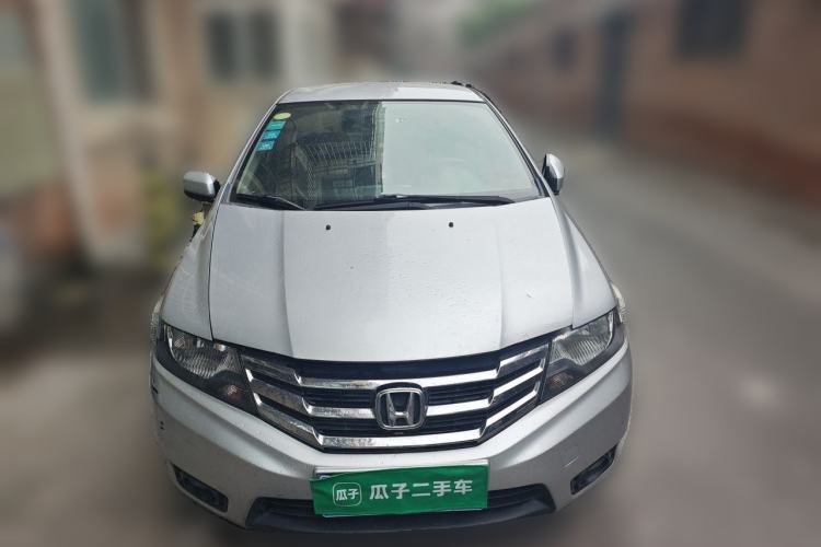 Used Honda City Classic 2012 1.5L manual Comfort version Front