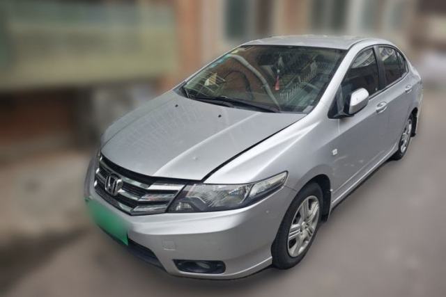 Used Honda City Classic 2012 1.5L manual Comfort version