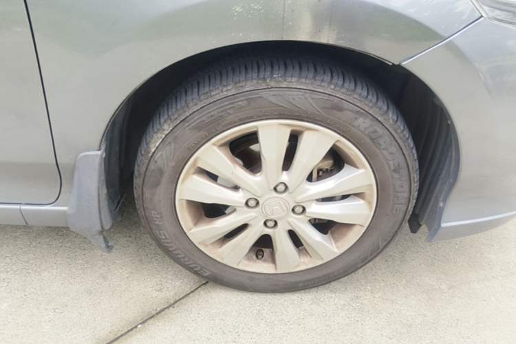 Used Honda City Classic 2012 1.5L Automatic Elite Edition Right Front Wheel Hub