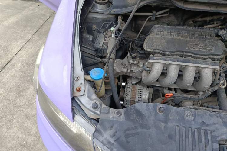 Used Honda City Classic 2012 1.5L manual Comfort version Engine Bay Right