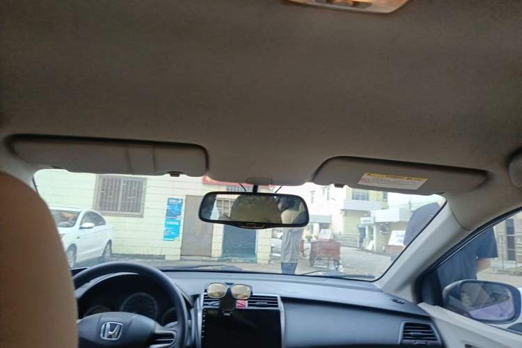 Used Honda City Classic 2012 1.5L manual Comfort version Headliner