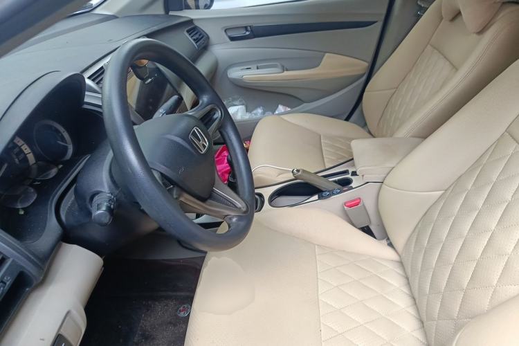 Used Honda City Classic 2012 1.5L manual Comfort version Left Front Seat
