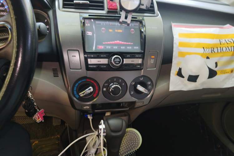 Used Honda City Classic 2012 1.5L Automatic Elite Edition Audio And AC Panel
