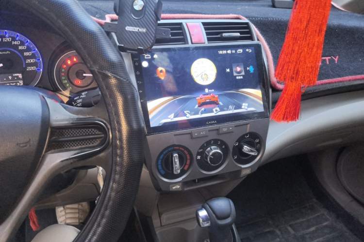 Used Honda City Classic 2012 1.5L Automatic Elite Edition Audio And AC Panel
