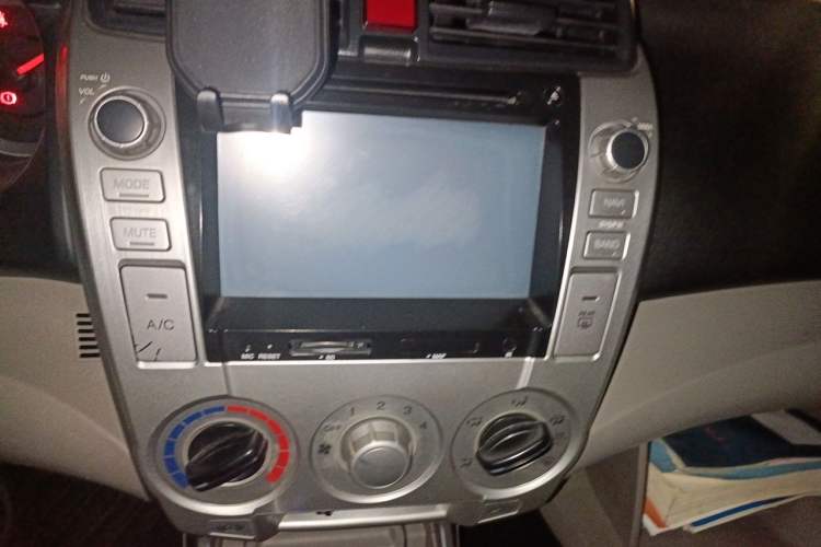 Used Honda City Classic 2012 1.5L Automatic Elite Edition Audio And AC Panel
