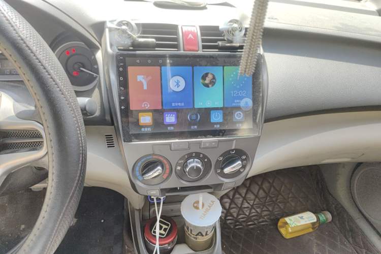 Used Honda City Classic 2012 1.5L manual Elite Edition Audio And AC Panel