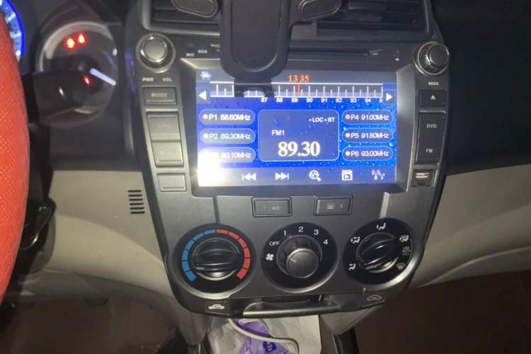 Used Honda City Classic 2012 1.5L manual Comfort version Audio And AC Panel
