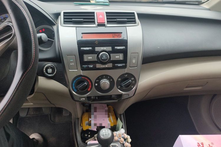 Used Honda City Classic 2012 1.5L manual Comfort version Audio And AC Panel