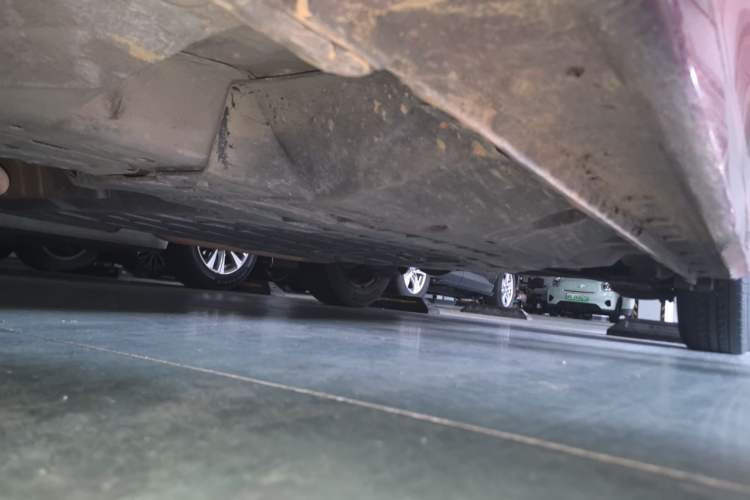 Used Honda City Classic 2012 1.5L manual Comfort version Chassis Front Left