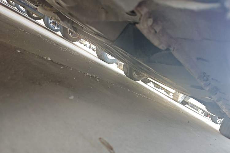 Used Honda City Classic 2012 1.5L manual Comfort version Chassis Front Left