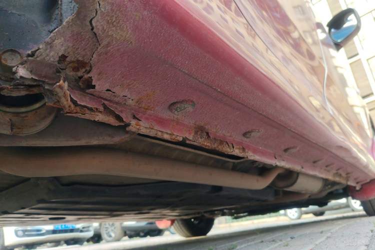 Used Honda City Classic 2012 1.5L manual Comfort version Chassis Rear Right