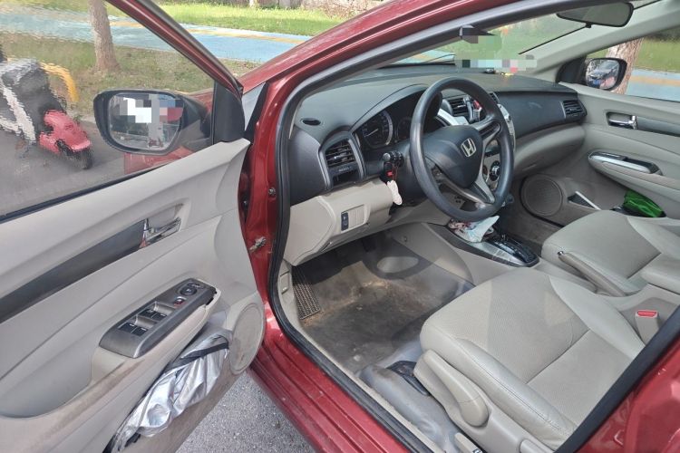 Used Honda City Classic 2012 1.5L Automatic Elite Edition Driver Seat
