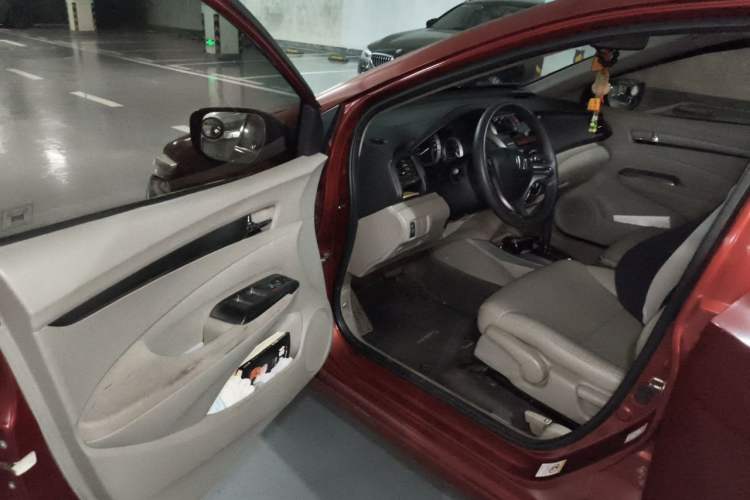 Used Honda City Classic 2012 1.5L Automatic Elite Edition Driver Seat