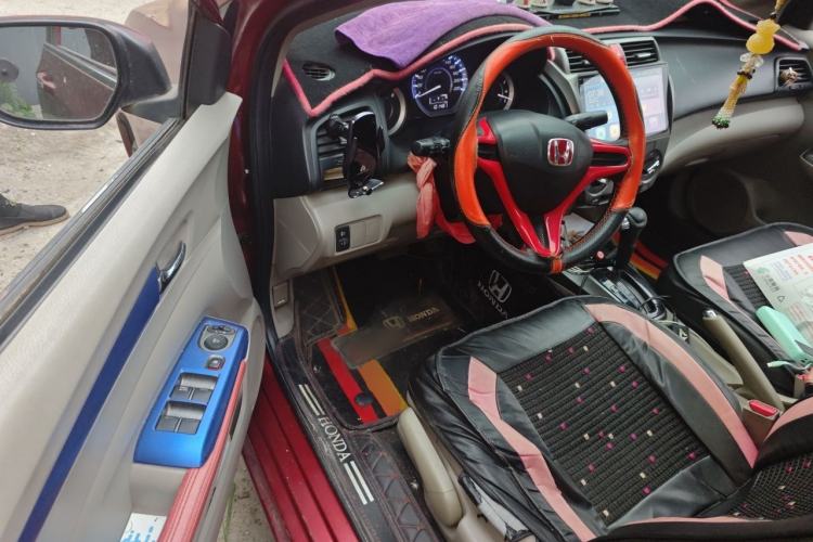 Used Honda City Classic 2012 1.5L Automatic Elite Edition Driver Seat