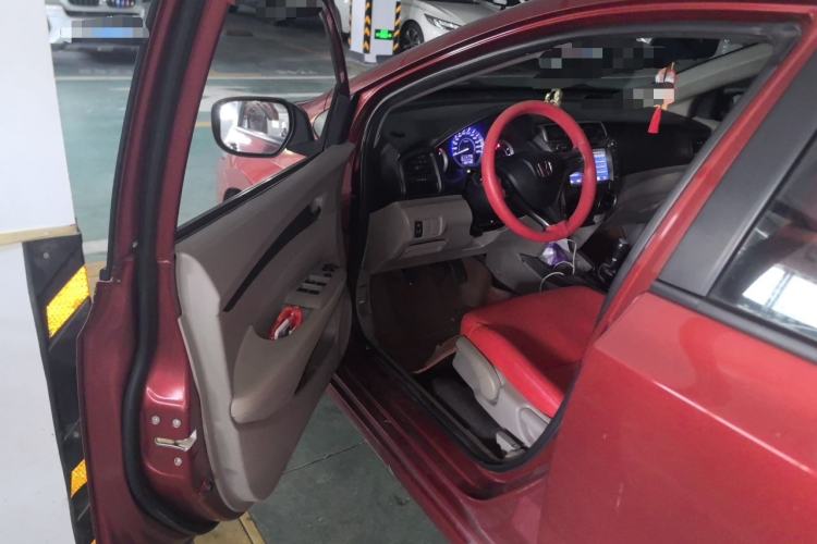 Used Honda City Classic 2012 1.5L manual Comfort version Driver Seat
