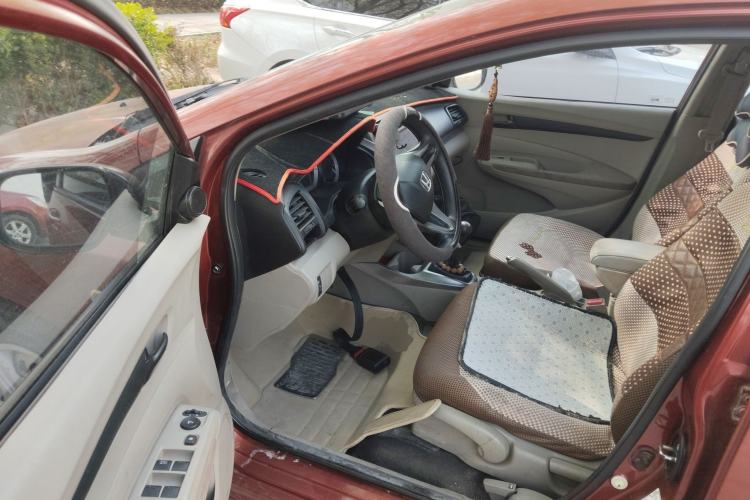 Used Honda City Classic 2012 1.5L manual Comfort version Driver Seat