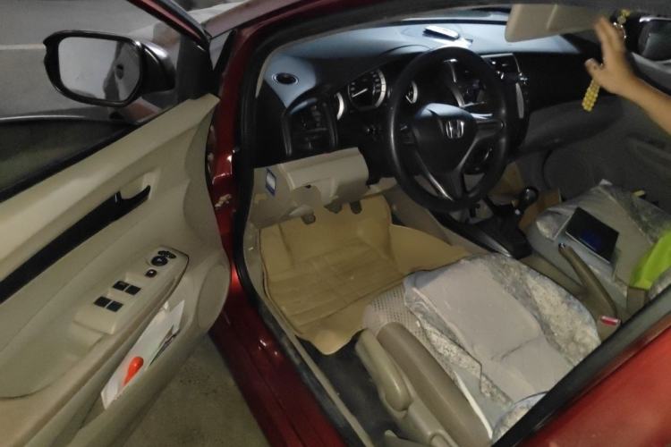 Used Honda City Classic 2012 1.5L manual Comfort version Driver Seat