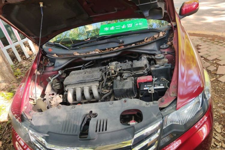 Used Honda City Classic 2012 1.5L Automatic Elite Edition Engine Bay
