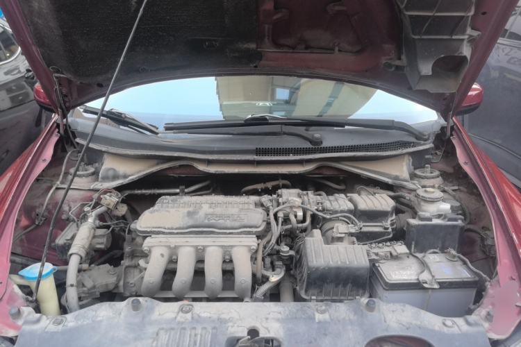 Used Honda City Classic 2012 1.5L manual Elite Edition Engine Bay