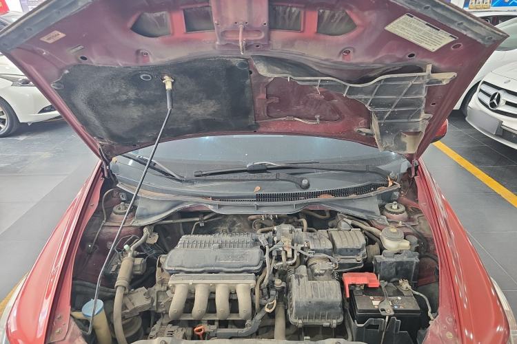 Used Honda City Classic 2012 1.5L manual Comfort version Engine Bay