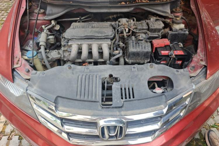 Used Honda City Classic 2012 1.5L Automatic Elite Edition Engine Bay