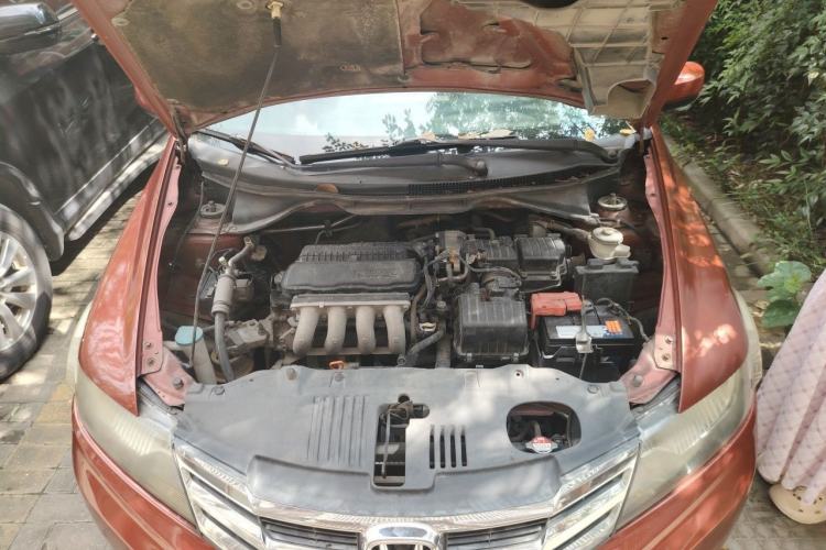 Used Honda City Classic 2012 1.5L Automatic Elite Edition Engine Bay