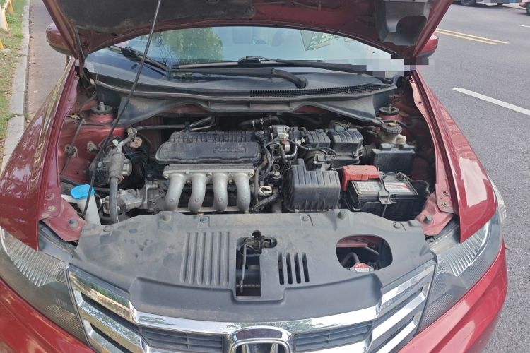 Used Honda City Classic 2012 1.5L Automatic Elite Edition Engine Bay