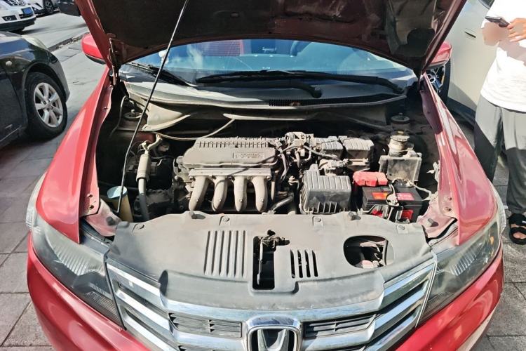 Used Honda City Classic 2012 1.5L Automatic Elite Edition Engine Bay