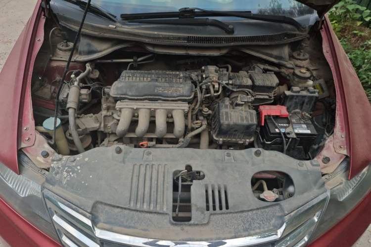 Used Honda City Classic 2012 1.5L Automatic Elite Edition Engine Bay