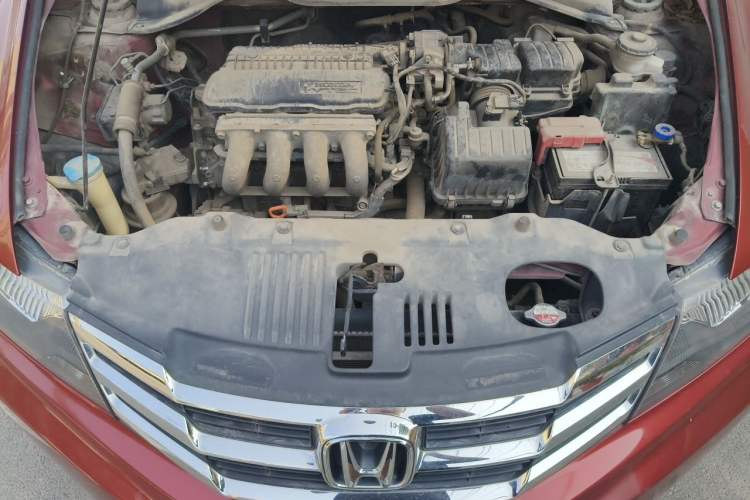 Used Honda City Classic 2012 1.5L manual Comfort version Engine Bay