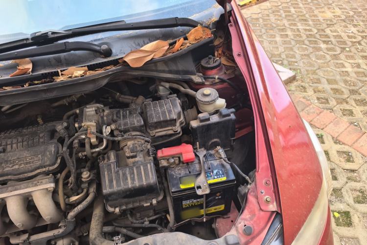 Used Honda City Classic 2012 1.5L Automatic Elite Edition Engine Bay Left