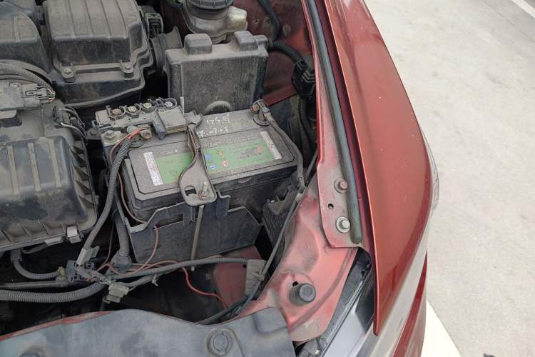 Used Honda City Classic 2012 1.5L Automatic Elite Edition Engine Bay Left