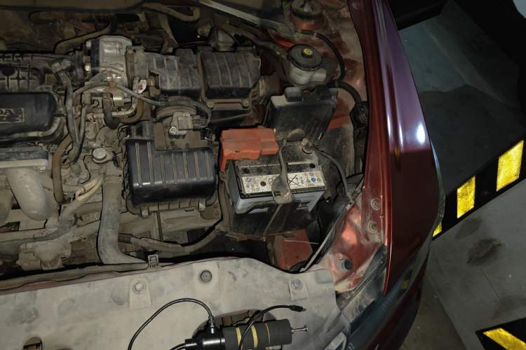 Used Honda City Classic 2012 1.5L manual Comfort version Engine Bay Left
