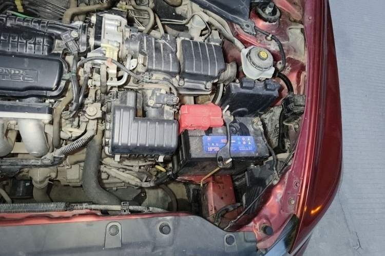 Used Honda City Classic 2012 1.5L Automatic Elite Edition Engine Bay Left