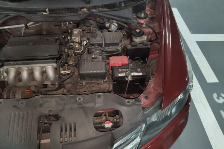 Used Honda City Classic 2012 1.5L Automatic Elite Edition Engine Bay Left