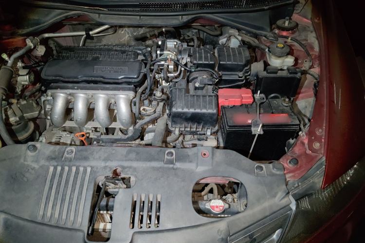 Used Honda City Classic 2012 1.5L Automatic Elite Edition Engine Bay Left