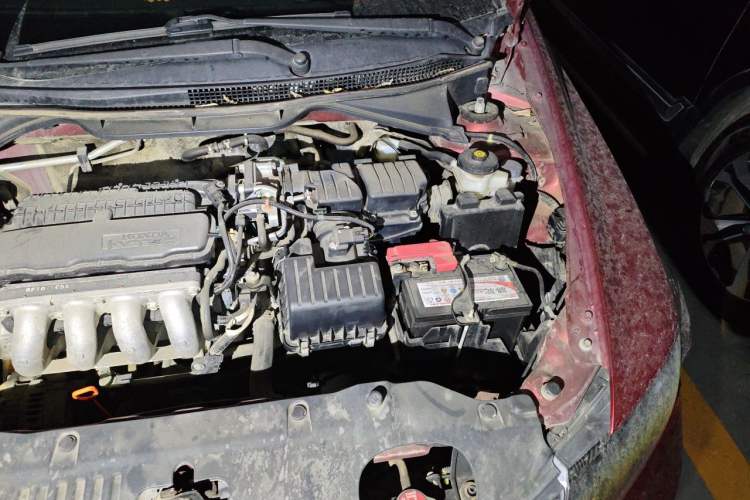 Used Honda City Classic 2012 1.5L manual Comfort version Engine Bay Left