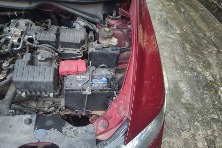 Used Honda City Classic 2012 1.5L Automatic Elite Edition Engine Bay Left