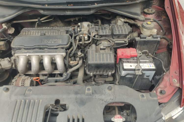 Used Honda City Classic 2012 1.5L Automatic Elite Edition Engine Bay Left