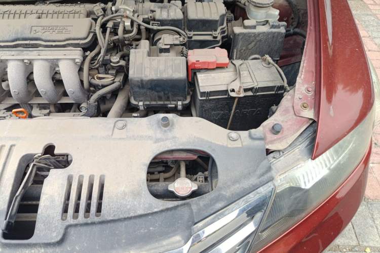 Used Honda City Classic 2012 1.5L Automatic Elite Edition Engine Bay Left