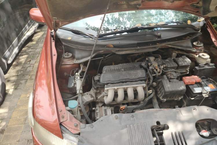 Used Honda City Classic 2012 1.5L Automatic Elite Edition Engine Bay Right