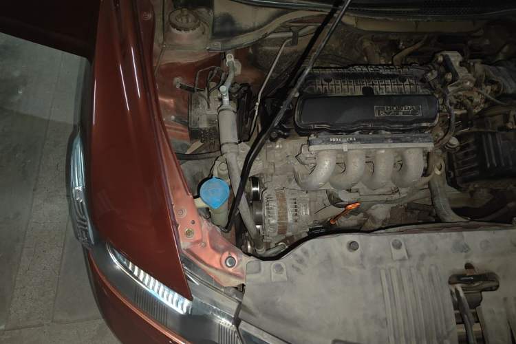Used Honda City Classic 2012 1.5L manual Comfort version Engine Bay Right
