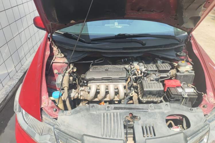 Used Honda City Classic 2012 1.5L manual Elite Edition Engine Bay Right