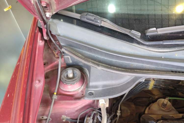 Used Honda City Classic 2012 1.5L Automatic Elite Edition Engine Bay Right