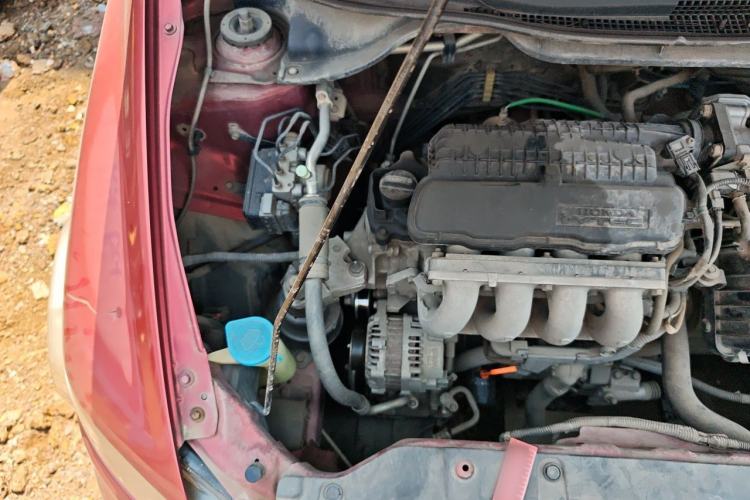 Used Honda City Classic 2012 1.5L manual Elite Edition Engine Bay Right