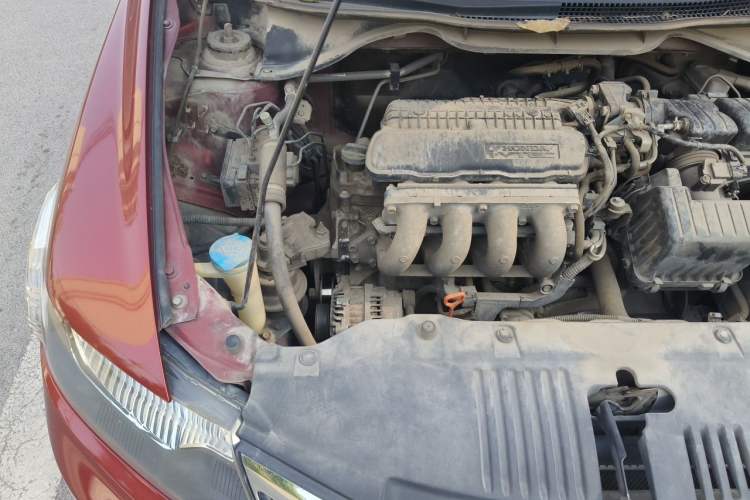 Used Honda City Classic 2012 1.5L manual Comfort version Engine Bay Right
