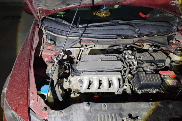 Used Honda City Classic 2012 1.5L manual Comfort version Engine Bay Right