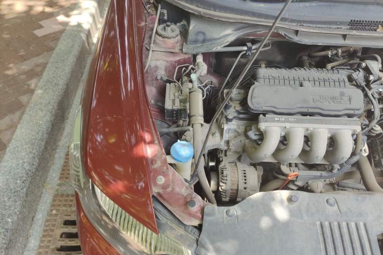 Used Honda City Classic 2012 1.5L manual Comfort version Engine Bay Right